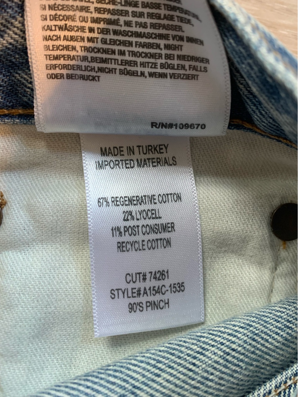 Agolde 90's Pinch Waist High Rise Straight Jean Light Blue Wash NWT Size 26 - Picture 9 of 9